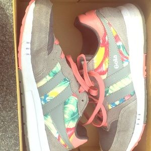Gola cute spring sneakers